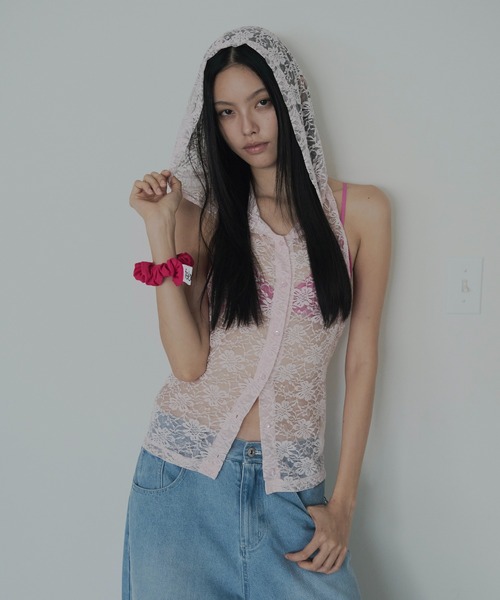 FEKETE(フェケテ)の「lace sleeveless hooded top / レースフーディータンク(タンクトップ・レディース・ライトピンク/パープル・LARGE/MEDIUM/SMALL)」の12枚目の写真