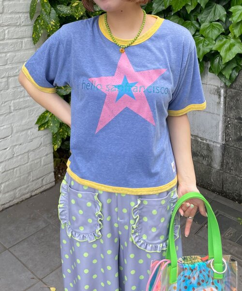 HELLO.SANFRANCISCO（ハローサンフランシスコ）の「【HELLO.SANFRANCISCO/ハローサンフランシスコ】ラインストーンプリントリンガーTEE（Tシャツ/カットソー・レディース・ブルー/ホワイト・ONE SIZE）」の4枚目の写真