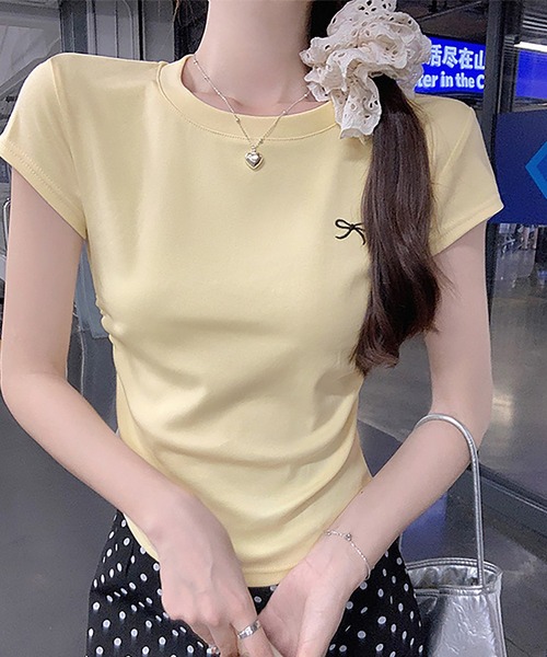 LAFFMO(ラフモ)の「リボン刺繍 サイドギャザーTシャツ(Tシャツ/カットソー・レディース・イエロー/グレー/パープル/ホワイト/ブルー・F)」の21枚目の写真