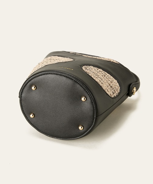 LE VERNIS(ル・ベルニ)の「LE VERNIS(ル・ベルニ)Hole digging bucket bag(ハンドバッグ・レディース・ブラウン/ブラック・FREE)」の19枚目の写真