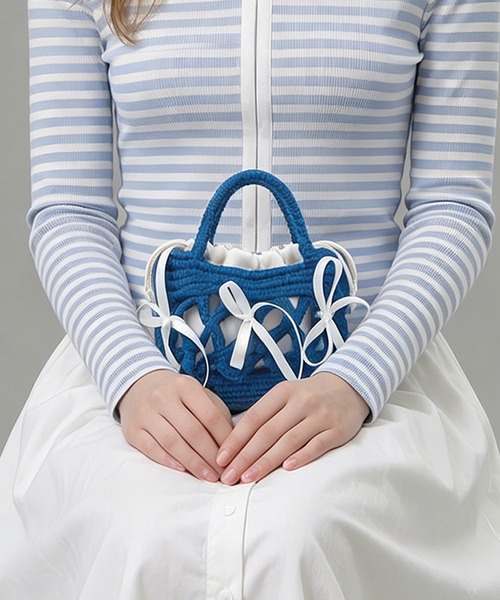HOOK(フック)の「HOOK for girls ハンドメイド かぎ針編み × サテンリボン ミニ かごバッグ ハンドバッグ(ハンドバッグ・レディース・ネイビー/パープル/ライトブルー/ブラウン/グリーン・FREE)」の4枚目の写真