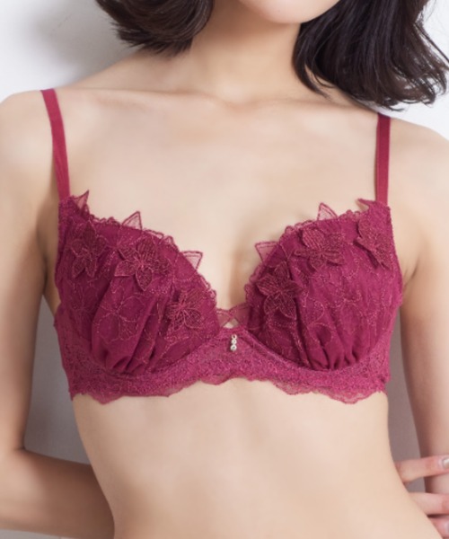Dolce Fiora（ドルチェフィオラ）の「【デコルテ魅せ、寄せたバストを逃さない耳付きカップ】ブラジャー（ブラジャー・レディース・ネイビー/レッド/ワイン/パープル/ワインレッド/ブラック系その他/ブラウン/ホワイト/ブラック・C65/D70/B65）」の8枚目の写真
