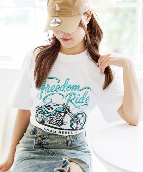 attagirl(アタガール)の「オーバーサイズバイクプリントTシャツ(Tシャツ/カットソー・レディース・グレー/ホワイト/ピンク・L/M)」の11枚目の写真