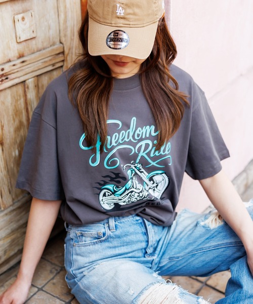 attagirl(アタガール)の「オーバーサイズバイクプリントTシャツ(Tシャツ/カットソー・レディース・グレー/ホワイト/ピンク・L/M)」の22枚目の写真