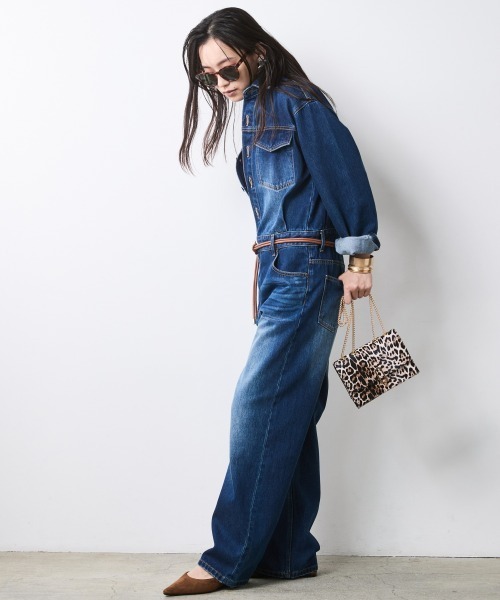 CHIC STYLE(シックスタイル)の「綿100%デニムジャンプスーツ<大きいサイズ有>シックスタイル(つなぎ/オールインワン・レディース・ブルー系・LL/L/M/5L/4L/3L)」の3枚目の写真