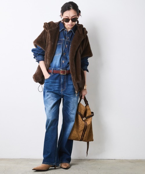 CHIC STYLE(シックスタイル)の「綿100%デニムジャンプスーツ<大きいサイズ有>シックスタイル(つなぎ/オールインワン・レディース・ブルー系・LL/L/M/5L/4L/3L)」の10枚目の写真
