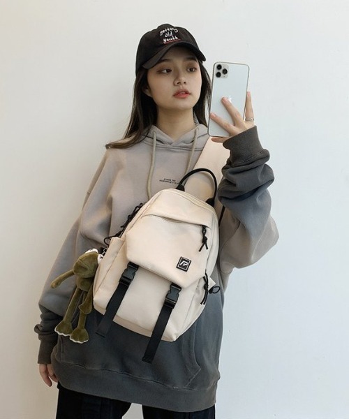 boemy(ボエミー)の「ダブルベルト ボディリュック(ボディバッグ/ウエストポーチ・レディース・ブラック/カーキ/ホワイト・FREE)」の15枚目の写真