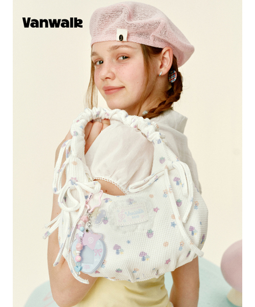 VANWALK（バンウォーク）の「Babe Tote Bag [White]（ショルダーバッグ・レディース・ホワイト・FREE）」の2枚目の写真