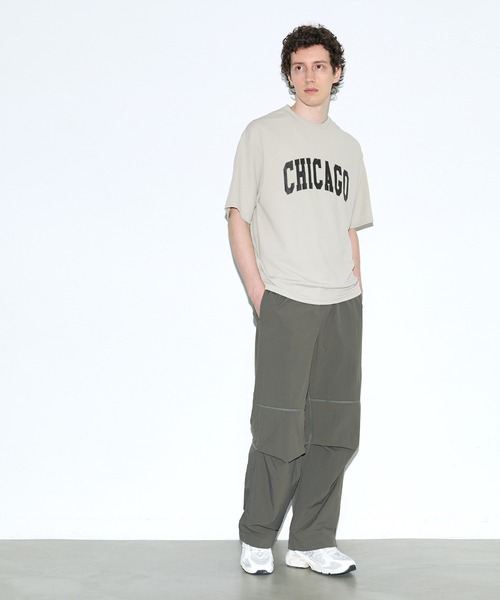 coca(coca)(コカ)の「ライトエンボスプリント半袖Tシャツ(Tシャツ/カットソー・メンズ・ライトグレー/ブラック・L/XL/M)」の3枚目の写真