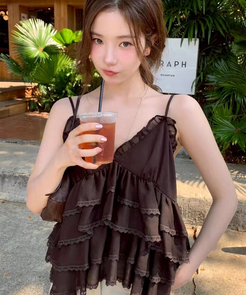 LYEON（リヨン）の「ティアードフリルキャミソール（キャミソール・レディース・ブラウン/オフホワイト・FREE）」の7枚目の写真