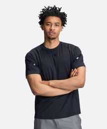 UNDER ARMOUR（アンダーアーマー）の「UAアーマードライ ショートスリーブ Tシャツ（トレーニング/メンズ）（Tシャツ/カットソー）」