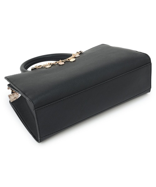 Guess(ゲス)の「KATY Satchel ショルダーバッグ(ショルダーバッグ・レディース・キナリ/ブラック・ONE SIZE)」の13枚目の写真