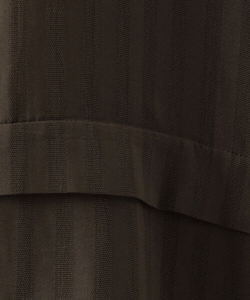 Gabardine K.T(ギャバジンケーティー)の「【セットアップ対応】シアーストライプ ドルマンブラウス(シャツ/ブラウス・レディース・チャコール・5号)」の18枚目の写真