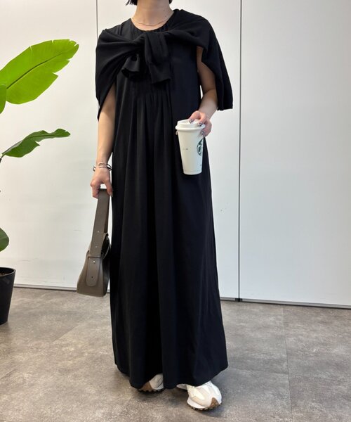 Jena espace merveilleux（ジェナ　エスパスメルヴェイユ）の「ピンタックワンピース（ワンピース・レディース・チャコールグレー/ブラック/ベージュ・FREE）」の8枚目の写真