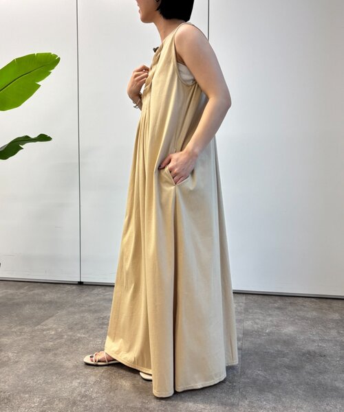 Jena espace merveilleux（ジェナ　エスパスメルヴェイユ）の「ピンタックワンピース（ワンピース・レディース・チャコールグレー/ブラック/ベージュ・FREE）」の20枚目の写真
