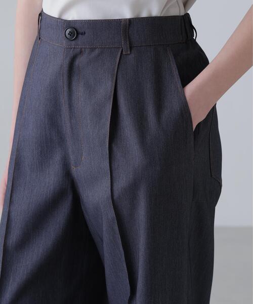 ADORE(アドーア)の「◆テクニカルデニムパンツ(デニムパンツ・レディース・ネイビー・36/38)」の2枚目の写真