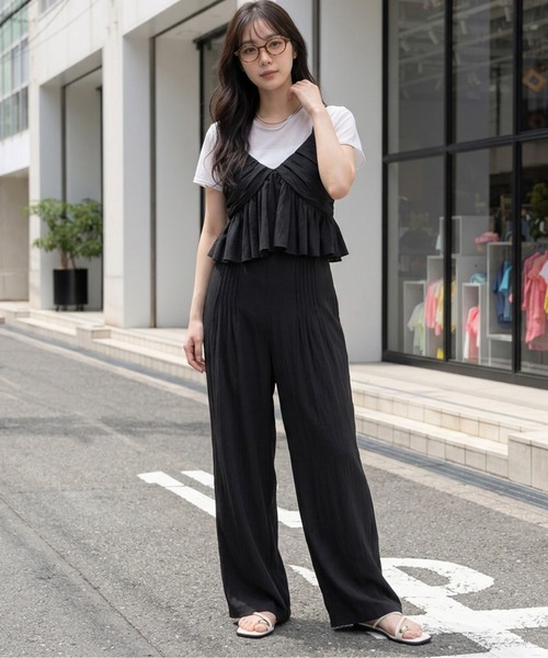 AMELY(エミリー)の「ビスチェ&ワイドパンツ セットアップ(セットアップ・レディース・カーキ/ブラック・フリー)」の1枚目の写真