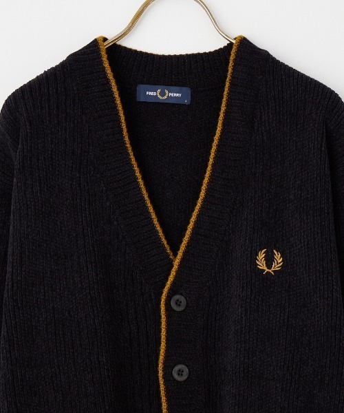 FRED PERRY（フレッドペリー）の「【WEB先行予約】[FRED PERRY/フレッドペリー] 別注 ワンポイントロゴ刺繍 Vネック モールニットカーディガン（カーディガン/ボレロ・レディース・ブラック/ネイビー/キャメル・S/M/L）」の7枚目の写真