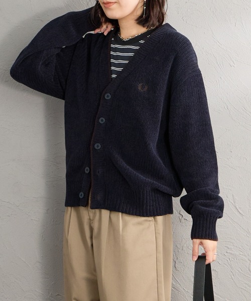 FRED PERRY（フレッドペリー）の「【WEB先行予約】[FRED PERRY/フレッドペリー] 別注 ワンポイントロゴ刺繍 Vネック モールニットカーディガン（カーディガン/ボレロ・レディース・ブラック/ネイビー/キャメル・S/M/L）」の18枚目の写真