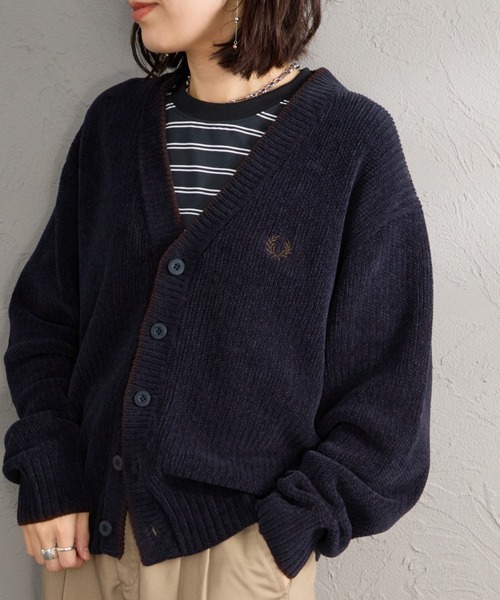 FRED PERRY（フレッドペリー）の「【WEB先行予約】[FRED PERRY/フレッドペリー] 別注 ワンポイントロゴ刺繍 Vネック モールニットカーディガン（カーディガン/ボレロ・レディース・ブラック/ネイビー/キャメル・S/M/L）」の16枚目の写真