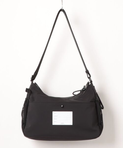 A.P.C.(アーペーセー)の「SAC TREK(バックパック/リュック・メンズ・ブラック・ONESIZE)」の2枚目の写真