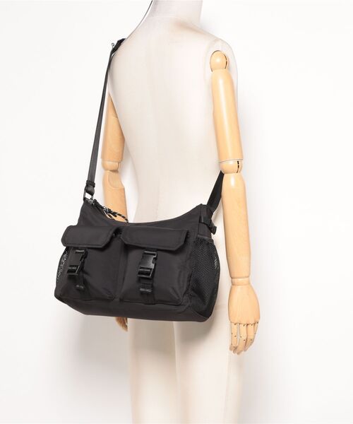 A.P.C.(アーペーセー)の「SAC TREK(バックパック/リュック・メンズ・ブラック・ONESIZE)」の5枚目の写真
