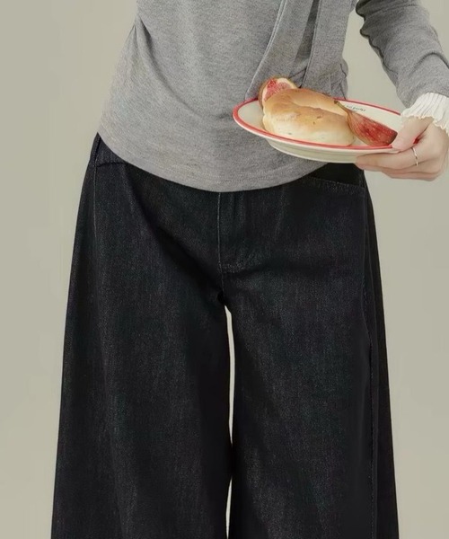 LUCPY(ラクピー)の「ハイウエストワイドデニムパンツ(デニムパンツ・レディース・ブラック・X-LARGE/LARGE/MEDIUM/SMALL)」の3枚目の写真