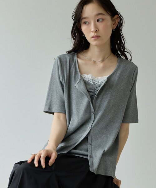 DISCOAT(ディスコート)の「【Noka】レースレイヤード風プルオーバー(Tシャツ/カットソー・レディース・オフホワイト/ブラック/グレー・FREE)」の3枚目の写真