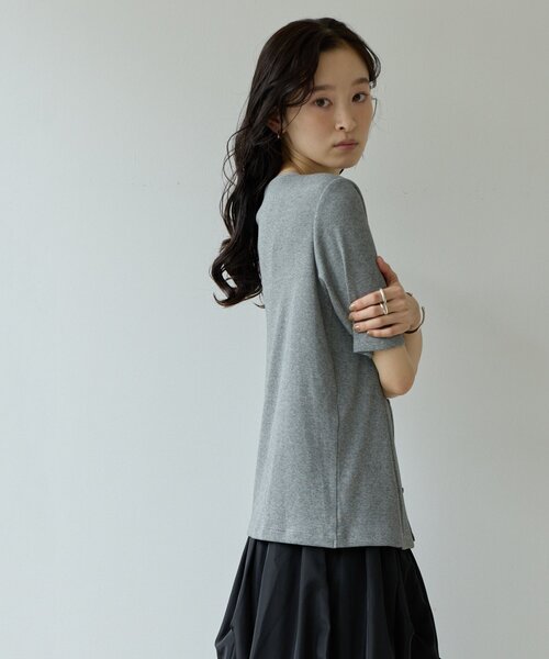 DISCOAT(ディスコート)の「【Noka】レースレイヤード風プルオーバー(Tシャツ/カットソー・レディース・オフホワイト/ブラック/グレー・FREE)」の7枚目の写真