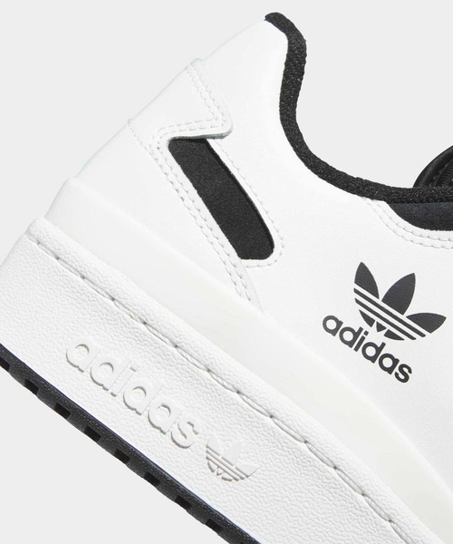 adidas(アディダス)の「フォーラム ロー CL / Forum Low CL / アディダスオリジナルス adidas Originals(スニーカー・メンズ・ホワイト×ブラック・22.0cm/22.5cm/23.0cm/23.5cm/24.0cm/24.5cm/25.0cm/25.5cm/26.0cm/26.5cm/27.0cm/27.5cm/28.0cm/28.5cm/29.0cm)」の7枚目の写真