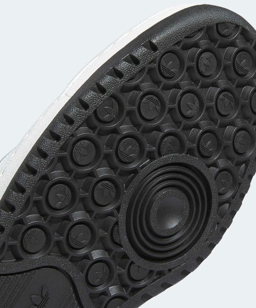 adidas(アディダス)の「フォーラム ロー CL / Forum Low CL / アディダスオリジナルス adidas Originals(スニーカー・メンズ・ホワイト×ブラック・22.0cm/22.5cm/23.0cm/23.5cm/24.0cm/24.5cm/25.0cm/25.5cm/26.0cm/26.5cm/27.0cm/27.5cm/28.0cm/28.5cm/29.0cm)」の8枚目の写真