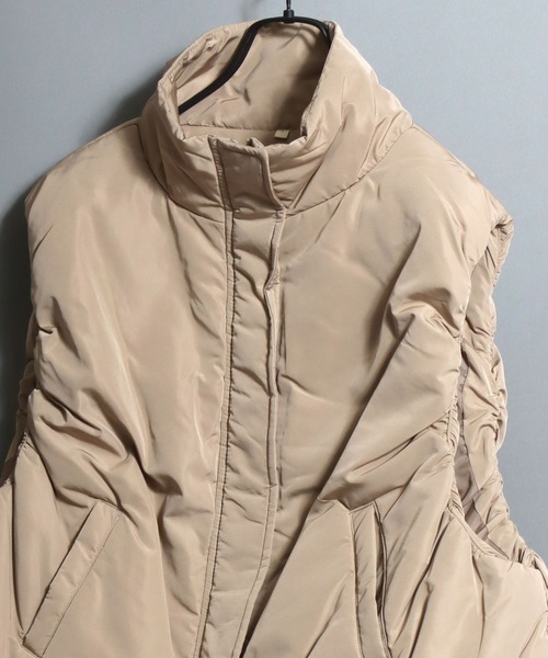 ANPAS（アンパス）の「Women’s Moisture-Warming Kapok Padded Vest / レディース 吸湿発熱 カポック混中綿 ハイネックベスト アウター 秋冬 トップス 中綿ジャケット ブルゾン（ダウンベスト・レディース・ベージュ/ブラック/モスグリーン・L/M/LL）」の2枚目の写真