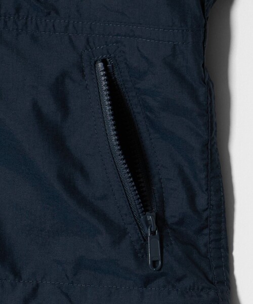 THE NORTH FACE(ザノースフェイス)の「【WEB限定】<THE NORTH FACE> コンパクトジャケット(ベビー)/ 80cm-90cm(マウンテンパーカー・キッズ・ライトピンク/ネイビー/ケリーグリーン・90cm/80cm)」の4枚目の写真