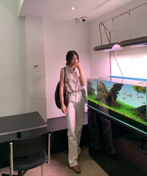 MUSINSA STANDARD WOMAN（ムシンサスタンダードウーマン）の「ウィメンズエッセンシャルルーズストレートデニムパンツ[クリーム]（デニムパンツ・レディース・その他・24/25/26/27/28/29/30/23/32）」の2枚目の写真