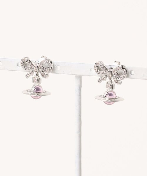 Vivienne Westwood（ヴィヴィアンウエストウッド）の「OCTAVIE EARRINGS（イヤリング・レディース・ピンク/シルバー・FREE）」の2枚目の写真