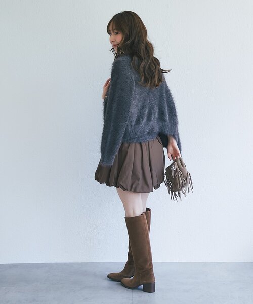 La boutique BonBon（ラブティックボンボン）の「【アンサンブル可・極上の肌触り】へアリーフェザークルーネックカーディガン（カーディガン/ボレロ・レディース・チャコールグレー/サックスブルー/ピンク・FREE）」の9枚目の写真