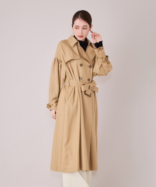 Audie a Muses(オーディアミューズ)の「【モデル美香着用】【軽量】ラグジュアリートレンチコート(トレンチコート・レディース・ブラック/ベージュ・FREE/36)」の5枚目の写真