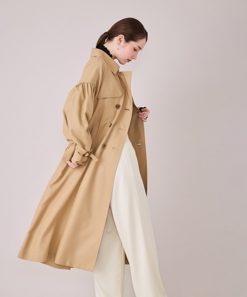 Audie a Muses(オーディアミューズ)の「【モデル美香着用】【軽量】ラグジュアリートレンチコート(トレンチコート・レディース・ブラック/ベージュ・FREE/36)」の12枚目の写真