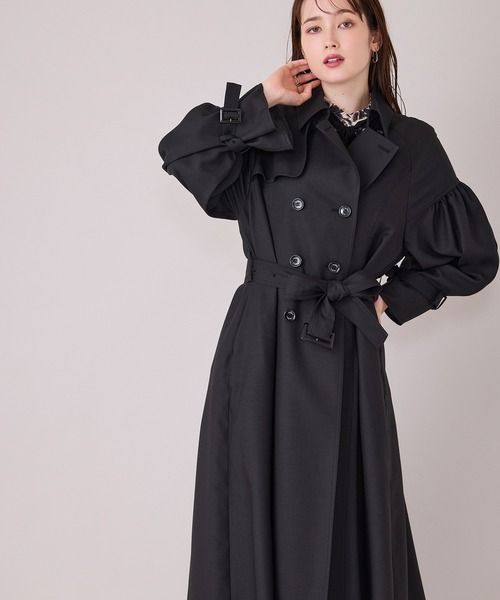 Audie a Muses(オーディアミューズ)の「【モデル美香着用】【軽量】ラグジュアリートレンチコート(トレンチコート・レディース・ブラック/ベージュ・FREE/36)」の17枚目の写真