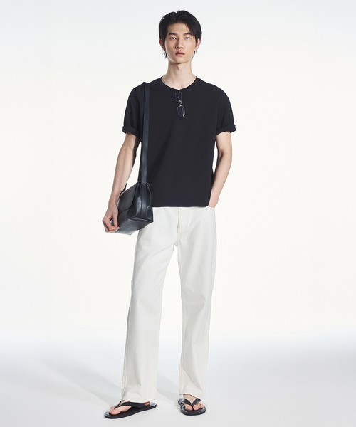 TNGT(ティーエヌジーティー)の「TNGT(ティーエヌジーティー)ミニマル クロップドTシャツ(Tシャツ/カットソー・メンズ・ブラック/ライトグレー・L/M)」の3枚目の写真