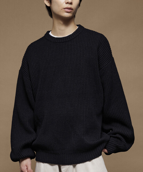 FREAK'S STORE（フリークスストア）の「限定展開 リラックスフィット 畦編み クルーネック ニット（ニット/セーター・メンズ・ブラック/ブラウン/レッド/グリーン/イエロー/スミクロ・MEDIUM/SMALL/LARGE）」の19枚目の写真