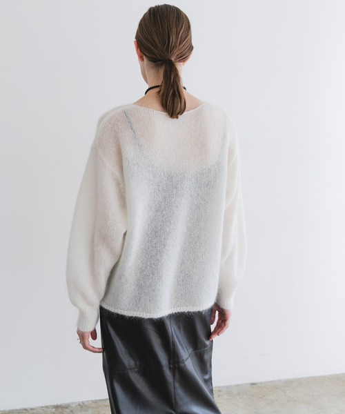 URBAN RESEARCH(アーバンリサーチ)の「『WEB/一部店舗限定カラー』ヘアリールーズニット(ニット/セーター・レディース・オフホワイト/グレー系その他/ブラウン系その他/ライトピンク/イエロー・FREE)」の12枚目の写真