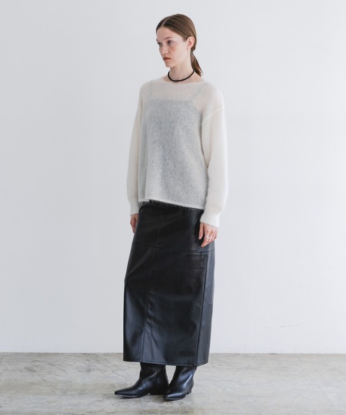 URBAN RESEARCH(アーバンリサーチ)の「『WEB/一部店舗限定カラー』ヘアリールーズニット(ニット/セーター・レディース・オフホワイト/グレー系その他/ブラウン系その他/ライトピンク/イエロー・FREE)」の13枚目の写真