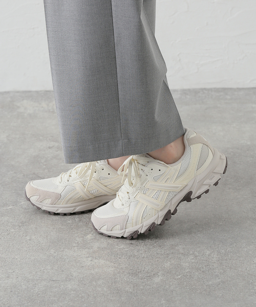 ASICS(アシックス)の「asics /アシックスGEL SONOMA TR62(スニーカー・レディース・アイボリー・25cm/24.5cm/24cm/23.5cm/23cm)」の10枚目の写真