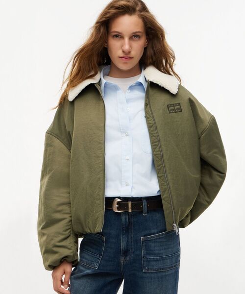tommy jeans(トミー ジーンズ)の「ファーカラーユーティリティボンバージャケット(ブルゾン・レディース・グレー・SMALL/X-SMALL/MEDIUM)」の1枚目の写真
