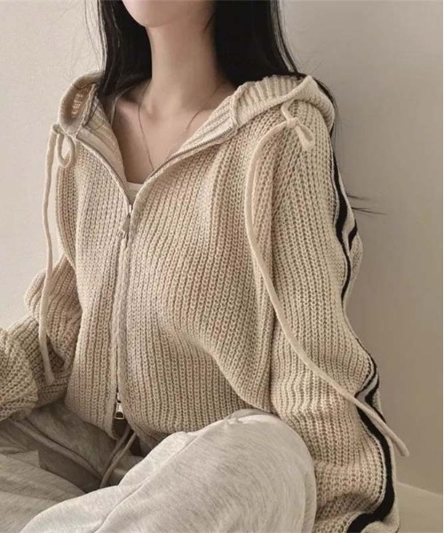 VENCEEXCHANGE(ヴァンスエクスチェンジ)の「フードツキジップニットカーデ(ニット/セーター・レディース・ブラウン/グレー/ベージュ・FREE)」の8枚目の写真