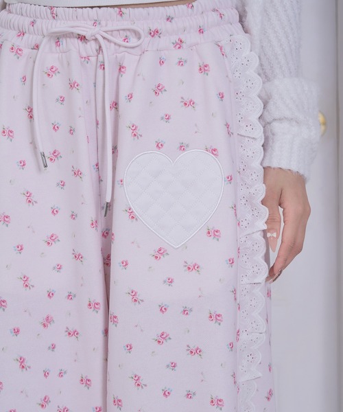 Honey Cinnamon（ハニーシナモン）の「Heartアップリケパンツ（スウェットパンツ・レディース・グレー/ピンク・FREE）」の20枚目の写真