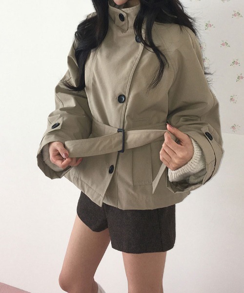FAVORITO(ファヴォリート)の「ショートトレンチコートジャケット(トレンチコート・レディース・ブラック/ライトブラウン・F)」の12枚目の写真