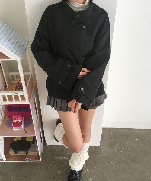 FAVORITO(ファヴォリート)の「ショートトレンチコートジャケット(トレンチコート・レディース・ブラック/ライトブラウン・F)」の5枚目の写真
