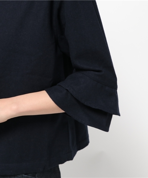 LBC(エルビーシー)の「nカラーフラノ袖フリルプルオーバー(シャツ/ブラウス・レディース・ネイビー/チャコールグレー/ライトブラウン・MEDIUM)」の9枚目の写真